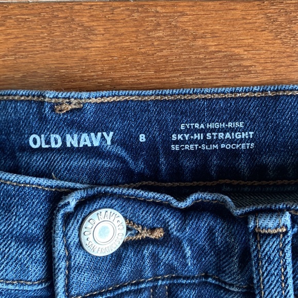 Old Navy Extra High Rise Sky-Hi Straight Jean Button Fly Blue Denim Size 8 - Picture 2 of 8